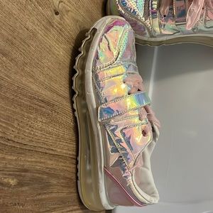YRU womens light up tennis shoes size 11